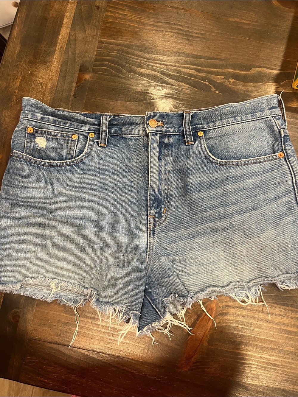 Madewell medium Wash relaxed Frayed Hem Denim Shorts
